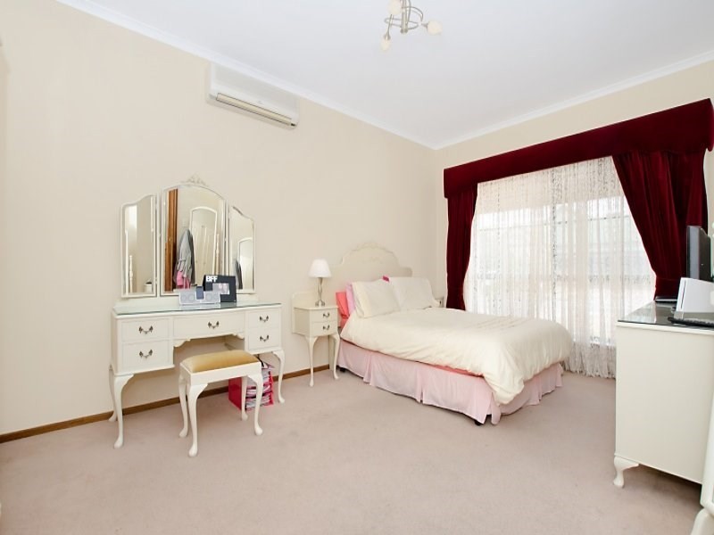 5 Chiswick Court, Oakden SA 5086