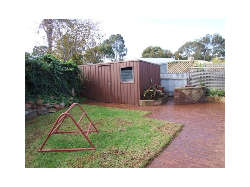 6 Chrysler Court, Salisbury Heights SA 5109