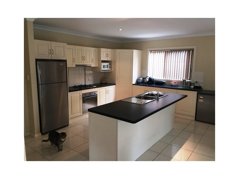 40 Hindmarsh Circuit, Mawson Lakes SA 5095