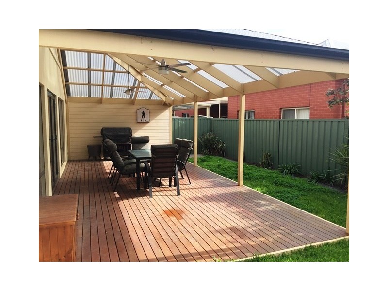 40 Hindmarsh Circuit, Mawson Lakes SA 5095