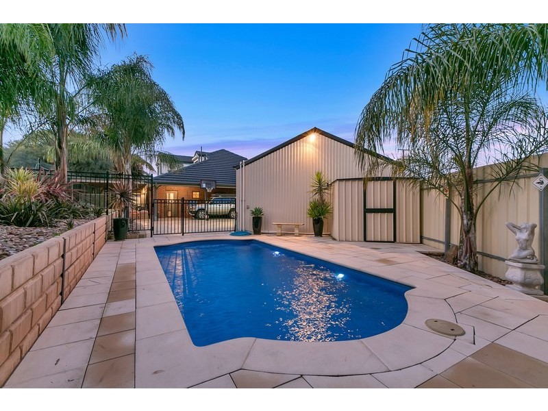 4 Lincoln Road, Paradise SA 5075