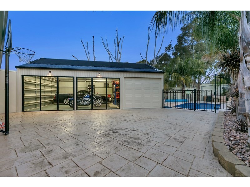 4 Lincoln Road, Paradise SA 5075