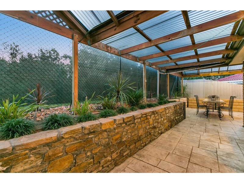 4 Lincoln Road, Paradise SA 5075