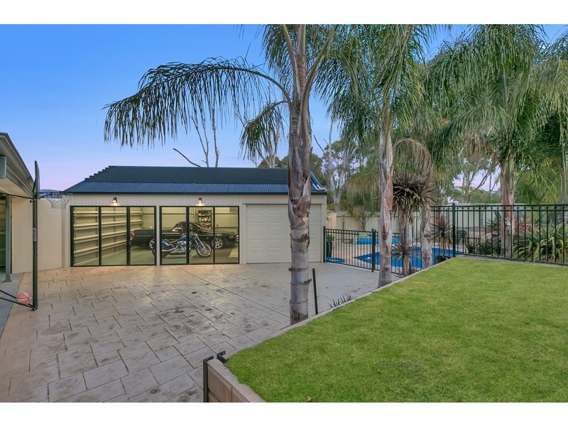 4 Lincoln Road, Paradise SA 5075