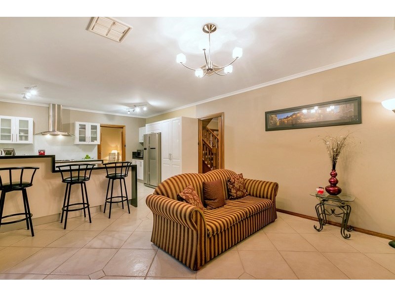 4 Lincoln Road, Paradise SA 5075