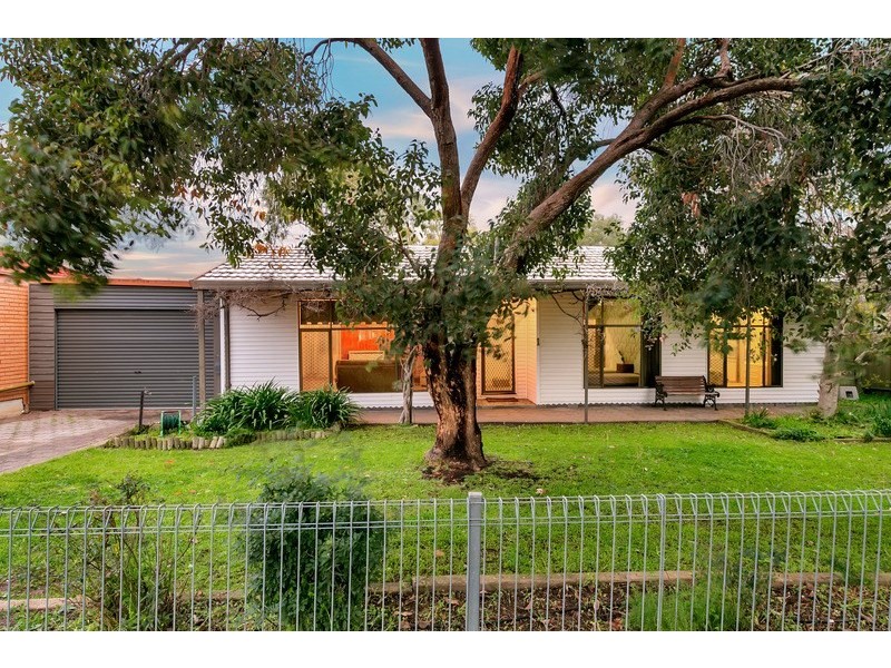1 Voss Street, Hillcrest SA 5086