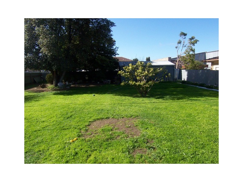 4 Birdwood Road, Greenacres SA 5086
