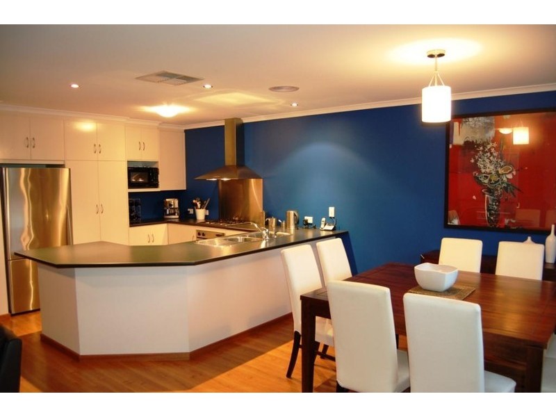 32 Martindale Place, Walkley Heights SA 5098