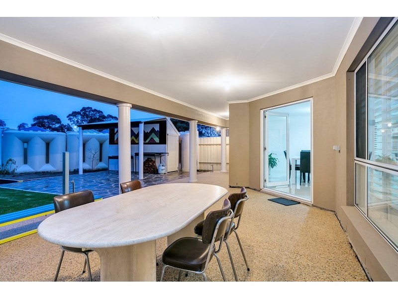 17 Swan Street, Greenacres SA 5086