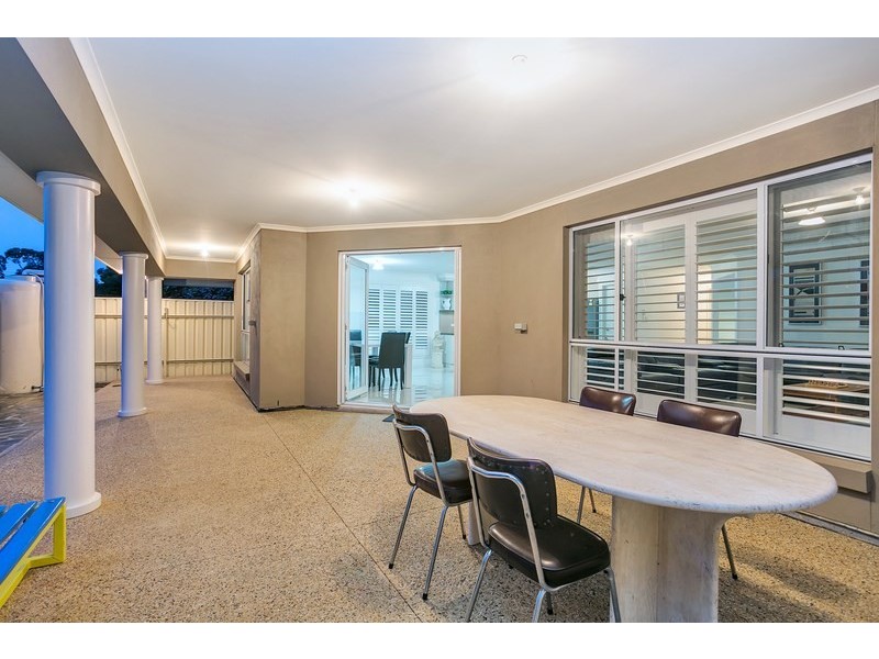 17 Swan Street, Greenacres SA 5086