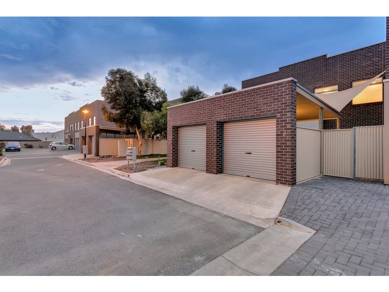 9 Blue Gum Avenue, Woodville North SA 5012