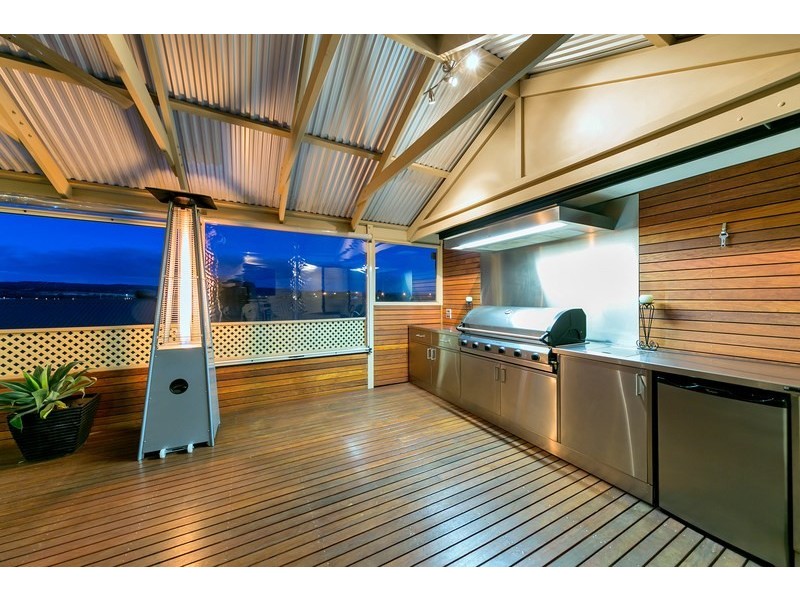 24 Chapel Hill Road, Greenwith SA 5125