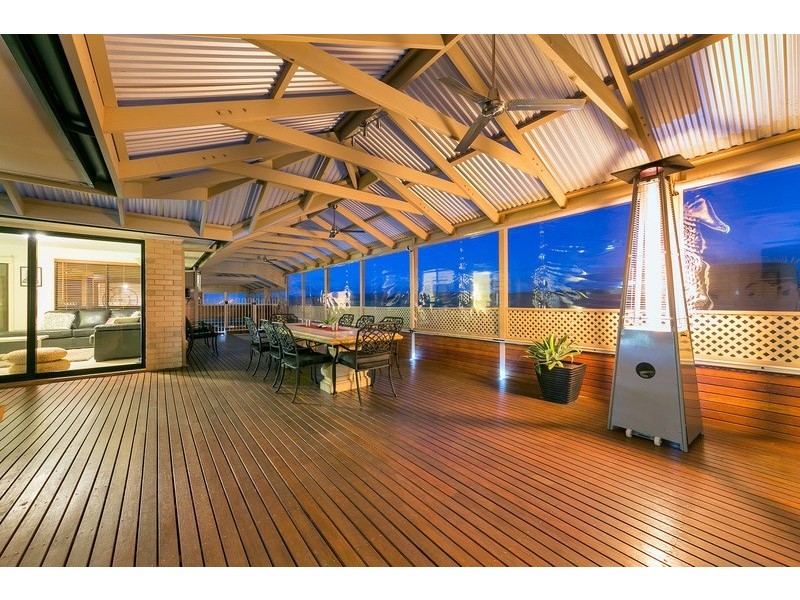 24 Chapel Hill Road, Greenwith SA 5125