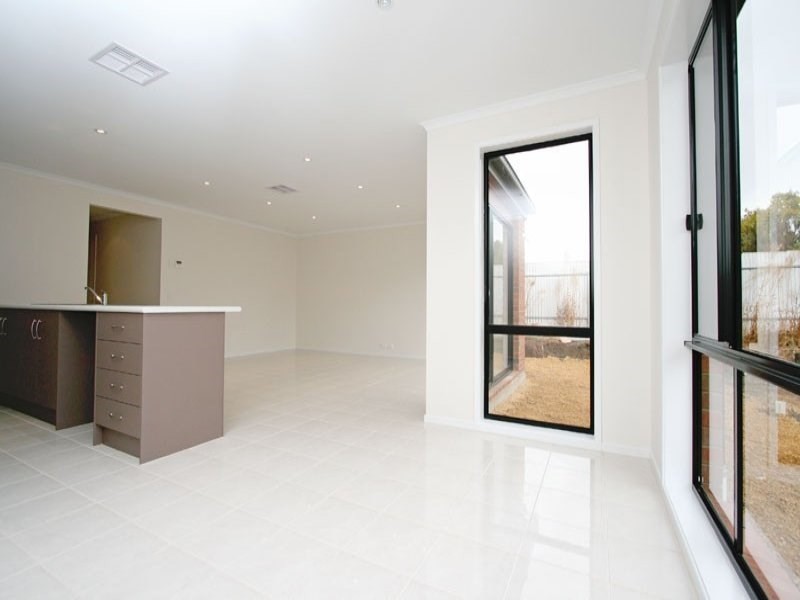 22 Mercedes Drive, Holden Hill SA 5088