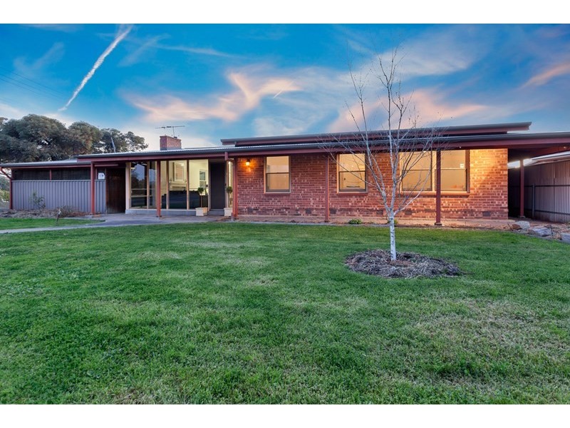 22 Gordon Avenue, Clearview SA 5085