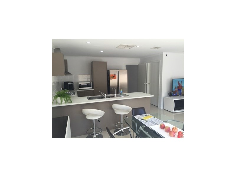 4 Lawton Lane, Hampstead Gardens SA 5086