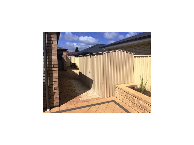 4 Lawton Lane, Hampstead Gardens SA 5086