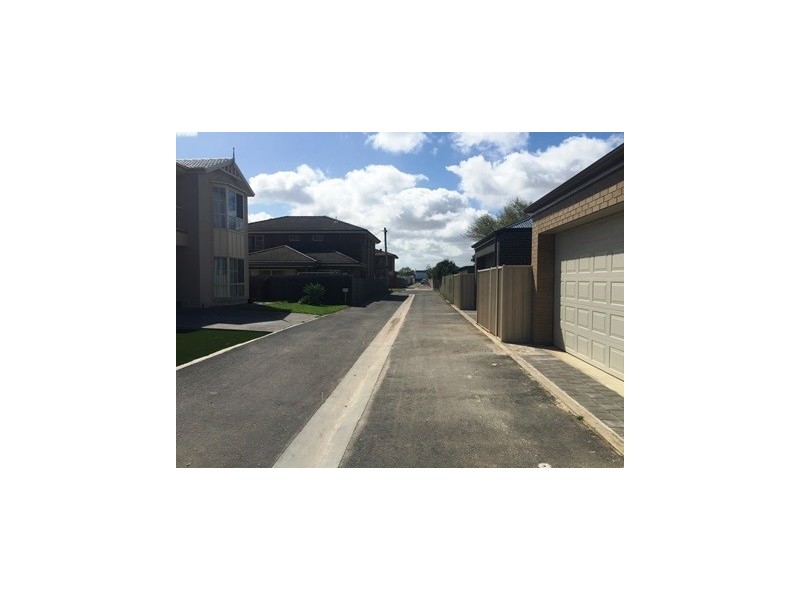 4 Lawton Lane, Hampstead Gardens SA 5086