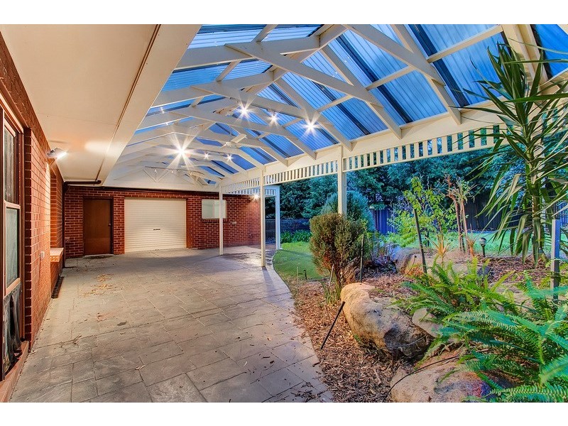 7 Homely Place, Vista SA 5091