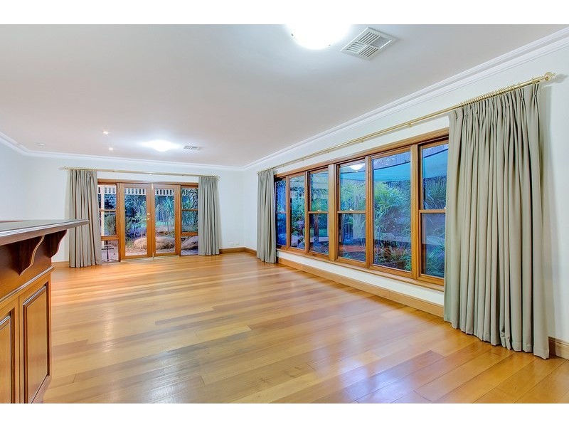 7 Homely Place, Vista SA 5091