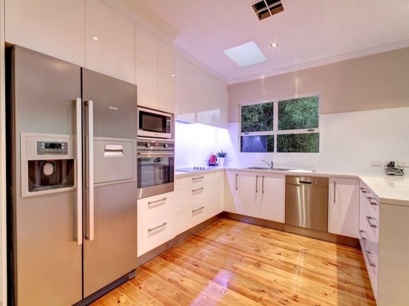 4 Loxton Court, Hope Valley SA 5090