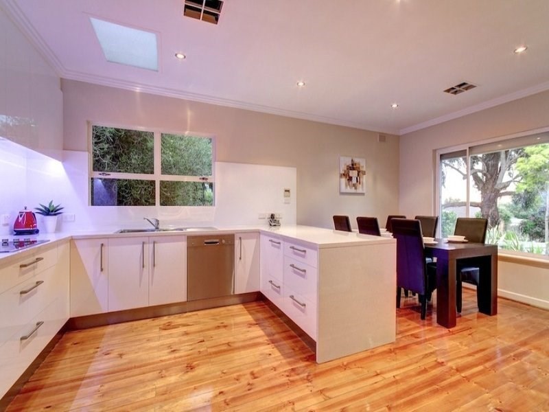 4 Loxton Court, Hope Valley SA 5090