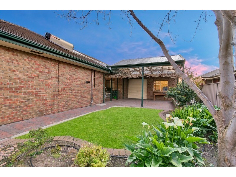 6 Sissinghurst Drive, Oakden SA 5086