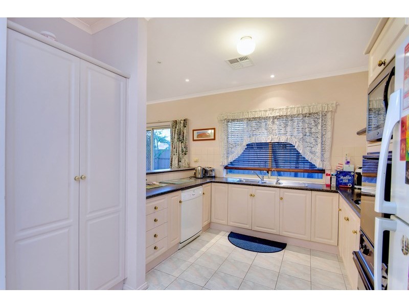 6 Sissinghurst Drive, Oakden SA 5086