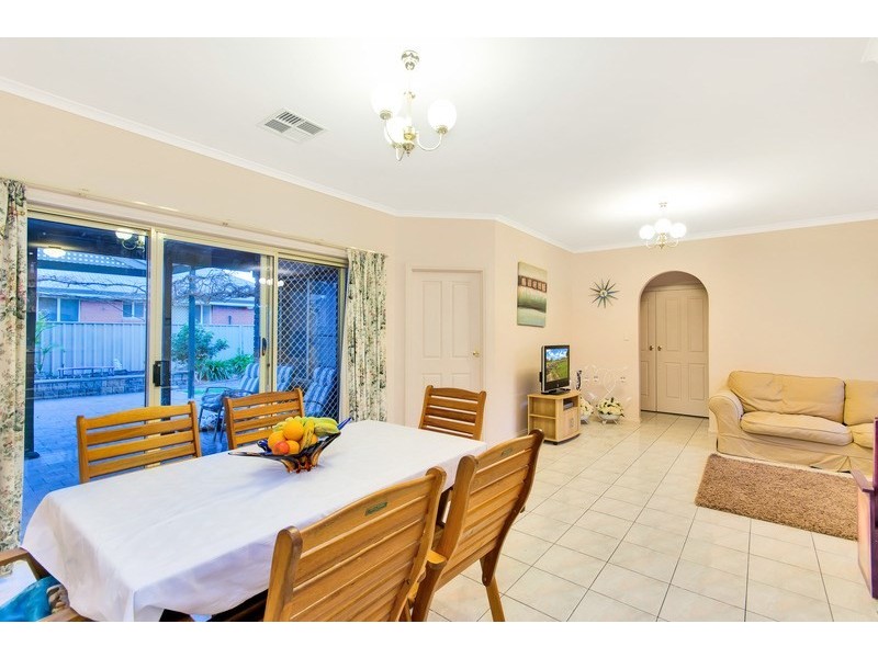 6 Sissinghurst Drive, Oakden SA 5086