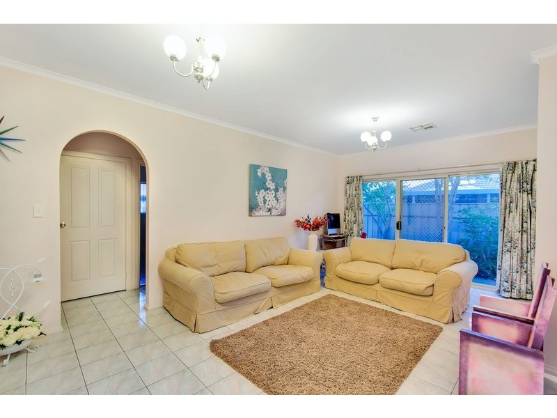 6 Sissinghurst Drive, Oakden SA 5086