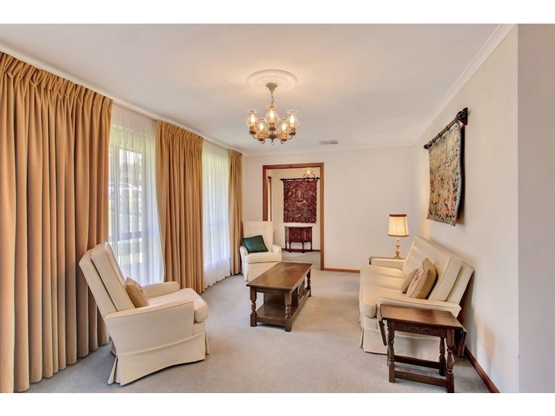 61 Parsons Road, Dernancourt SA 5075