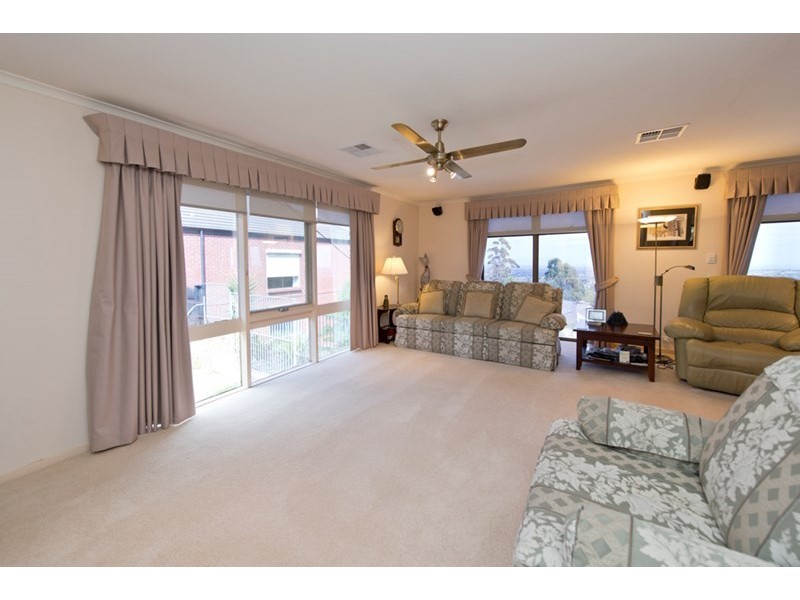 56 Wattle Crescent, Tea Tree Gully SA 5091
