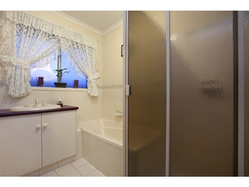 35 Farnborough Street, Oakden SA 5086