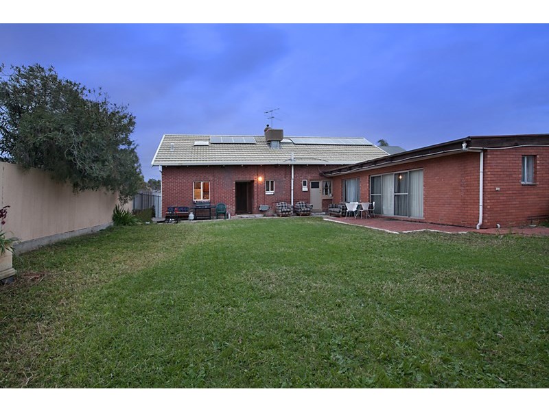 4 Collingrove Avenue, Broadview SA 5083