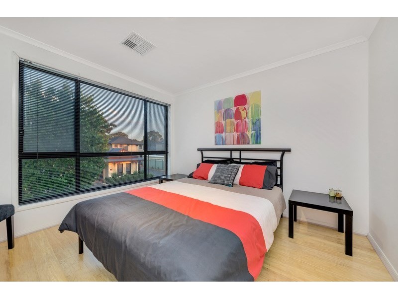 34 Avocet Drive, Mawson Lakes SA 5095