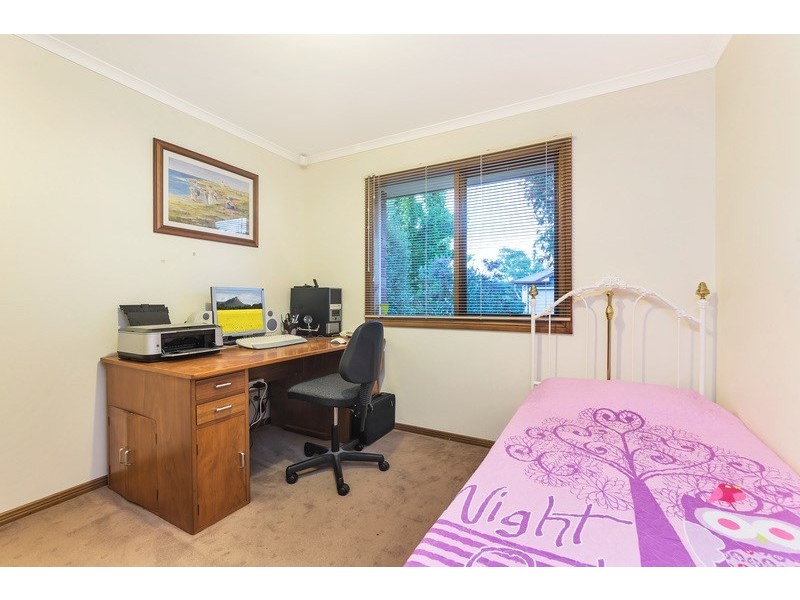 1 Mackay Court, Greenwith SA 5125