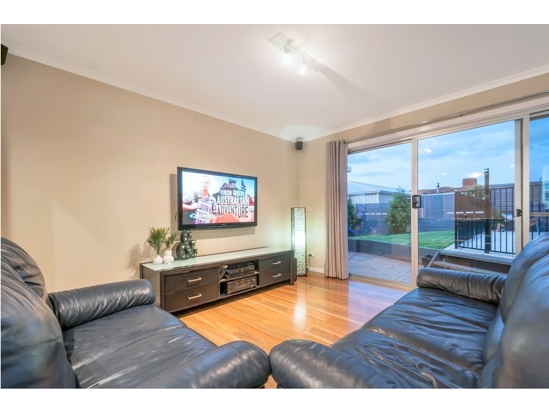 8 Thomson Avenue, Gulfview Heights SA 5096