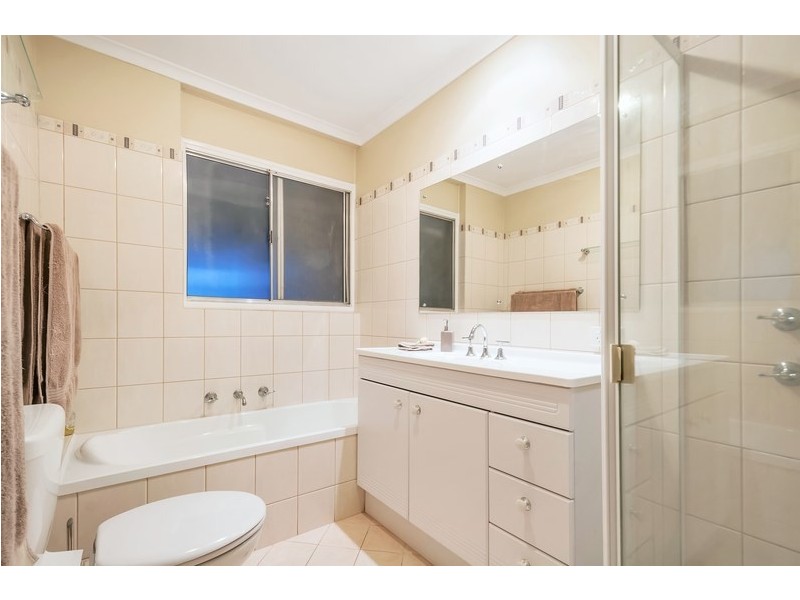 8 Thomson Avenue, Gulfview Heights SA 5096