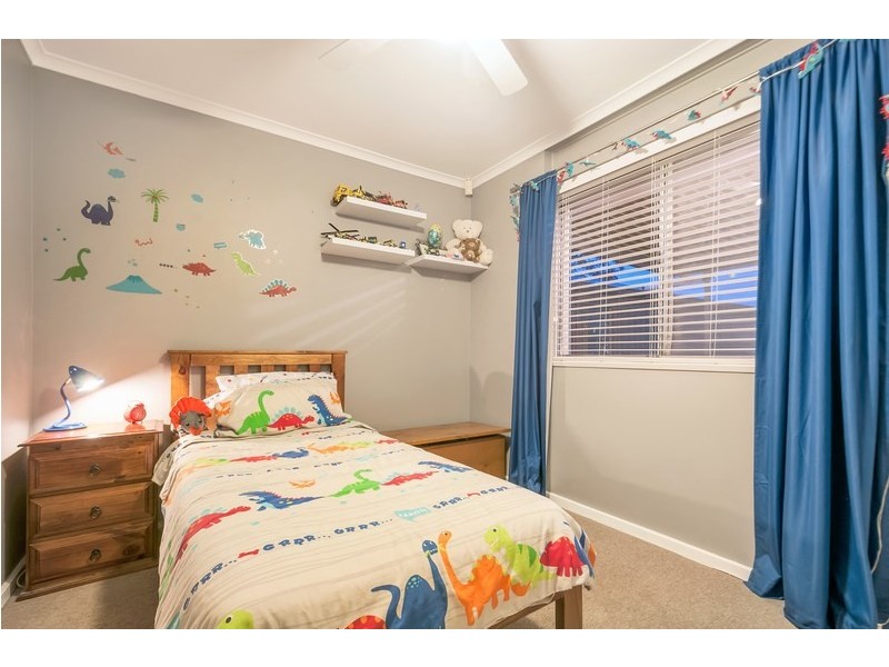 8 Thomson Avenue, Gulfview Heights SA 5096