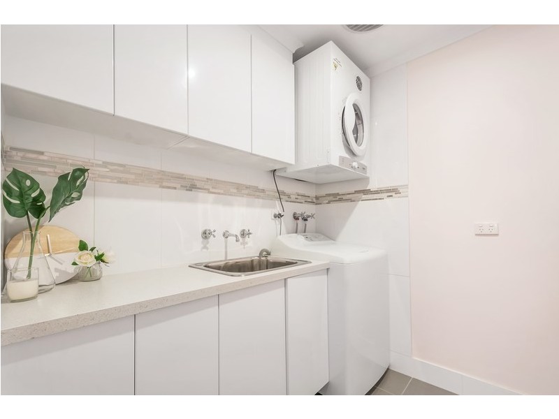 8 Thomson Avenue, Gulfview Heights SA 5096