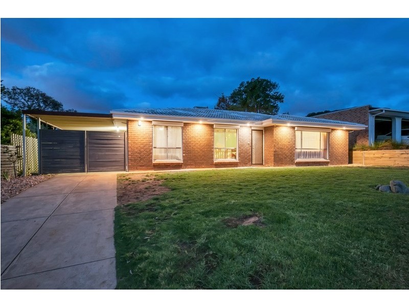 8 Thomson Avenue, Gulfview Heights SA 5096