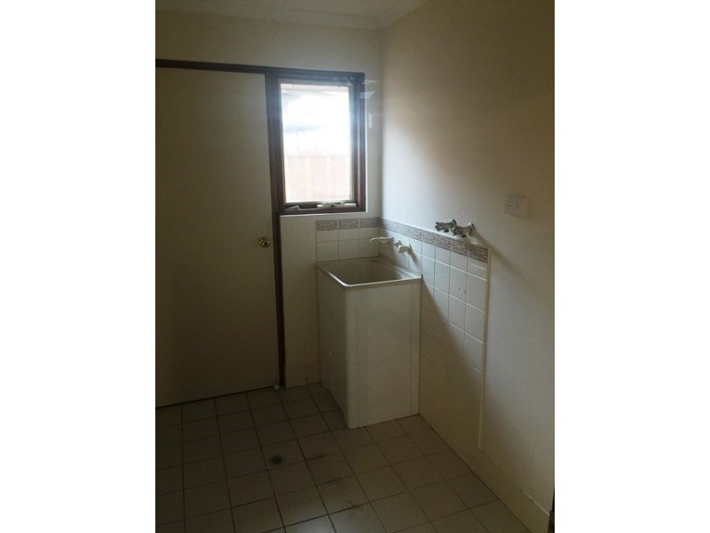 16 Browning Crescent, Broadview SA 5083