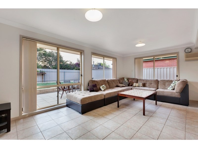 22 Kew Drive, Oakden SA 5086
