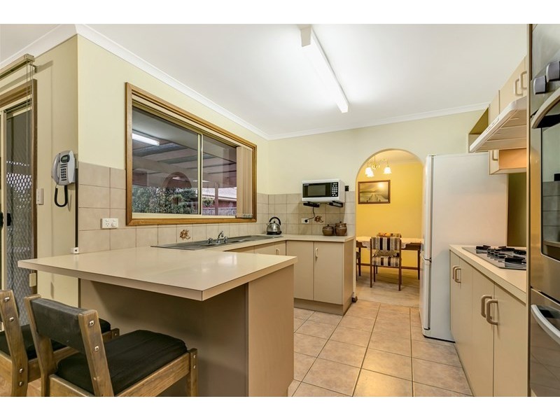 13 Iris Court, Grange SA 5022