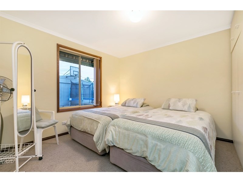 13 Iris Court, Grange SA 5022