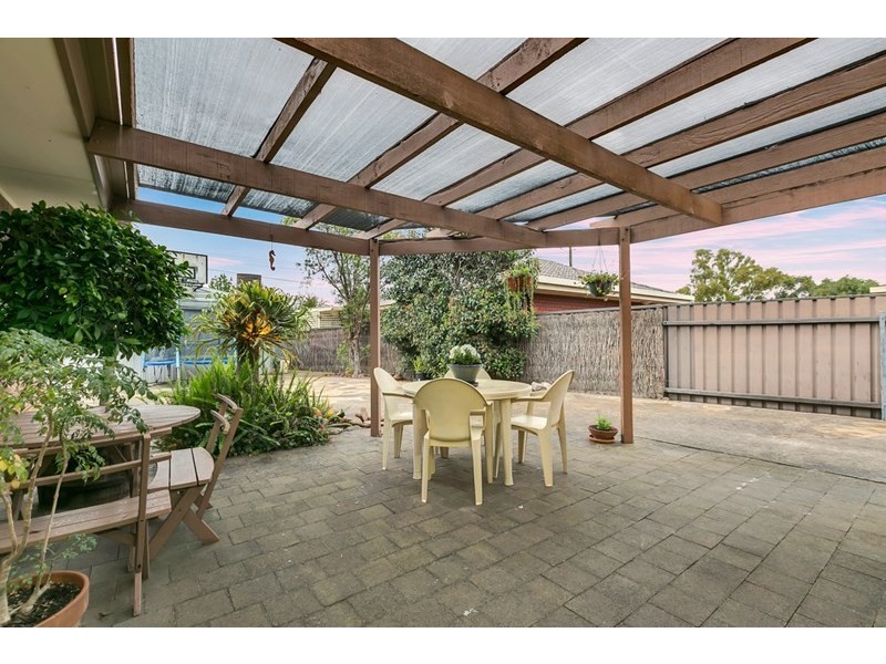 13 Iris Court, Grange SA 5022