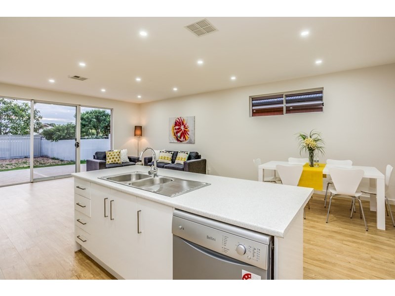 43A Somerset Avenue, Clearview SA 5085