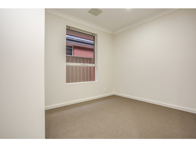 43A Somerset Avenue, Clearview SA 5085