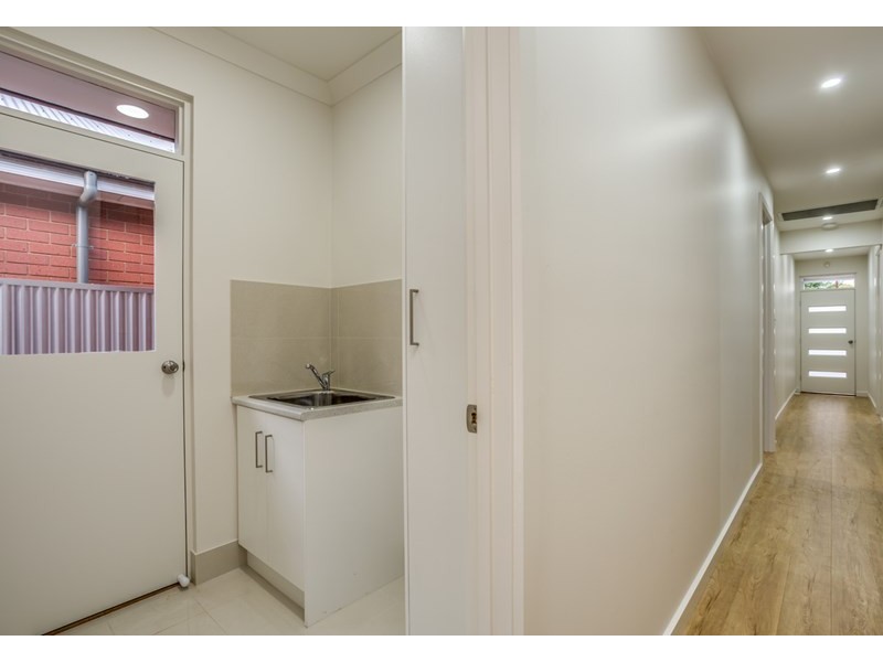 43A Somerset Avenue, Clearview SA 5085