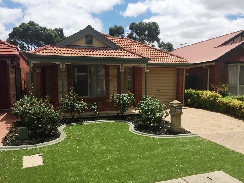 14 Hilltop Drive, Oakden SA 5086